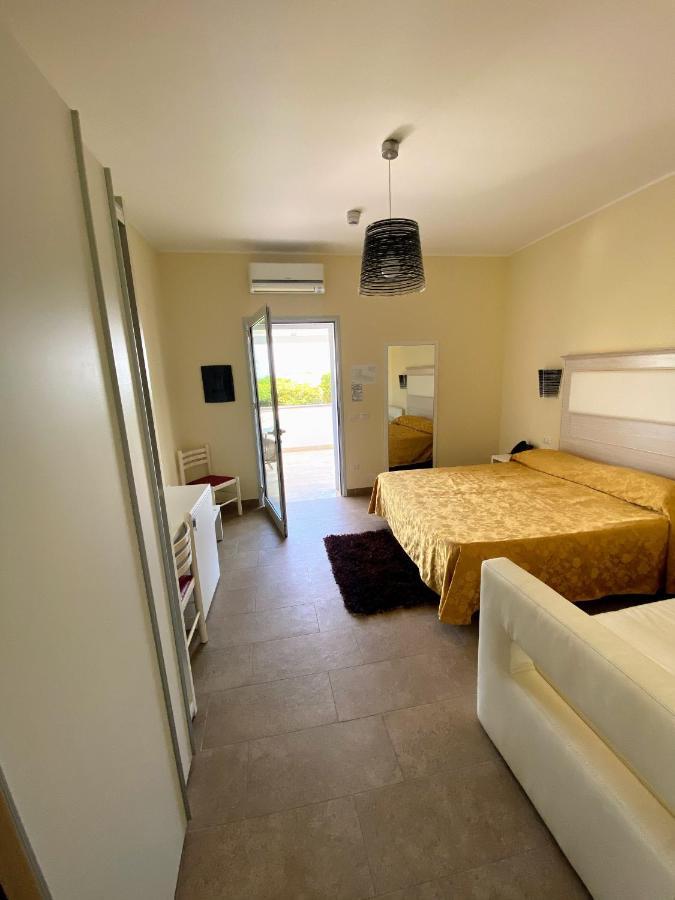 Hotel Sole 兰佩杜萨 外观 照片